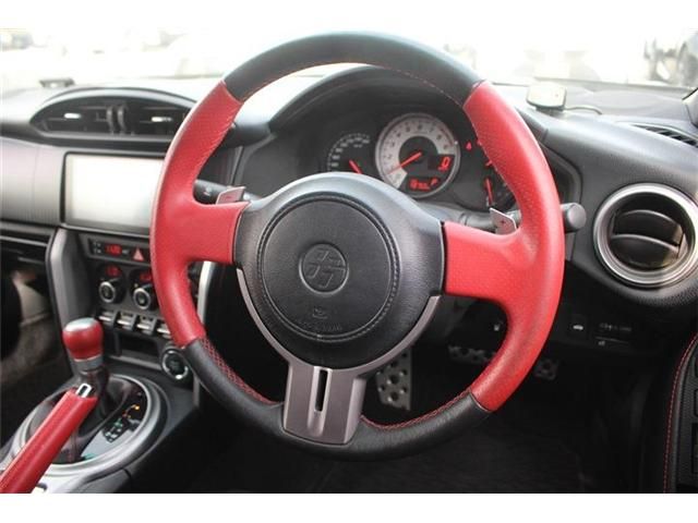 TOYOTA 86 2012 Image 31