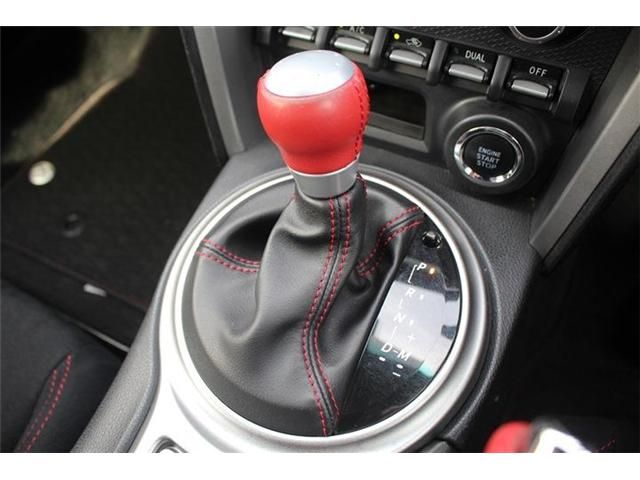 TOYOTA 86 2012 Image 31