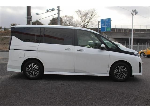 NISSAN SERENA  WG 2024 Image 31