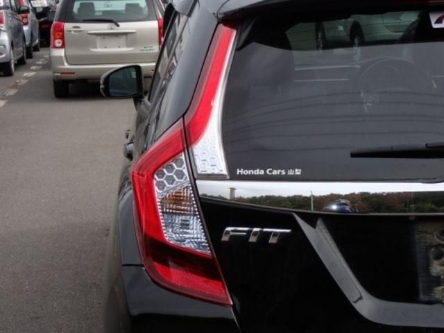 HONDA FIT 4WD 2016 Image 31