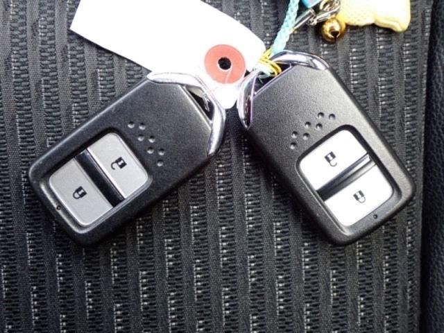 HONDA FIT 4WD 2016 Image 31