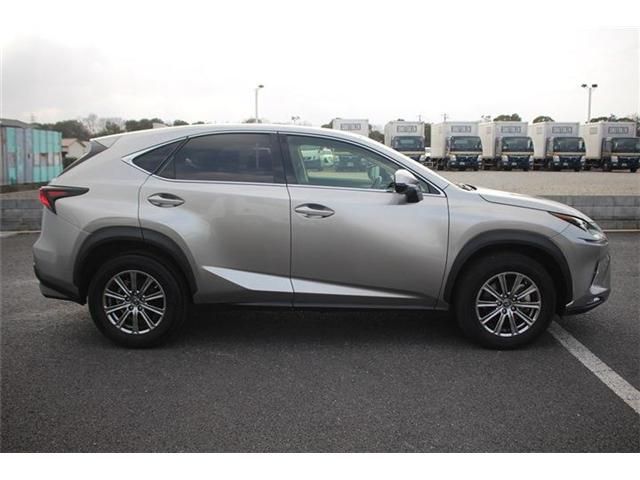 TOYOTA LEXUS NX300 2020 Image 31