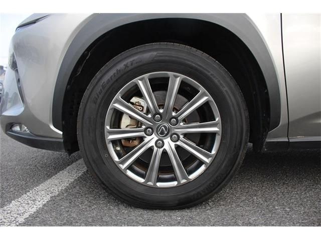 TOYOTA LEXUS NX300 2020 Image 31