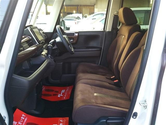 HONDA N BOX 2019 Image 31