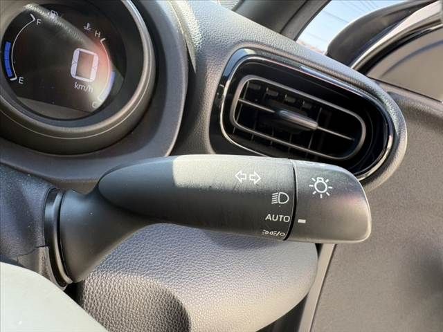 TOYOTA YARIS 2021 Image 31