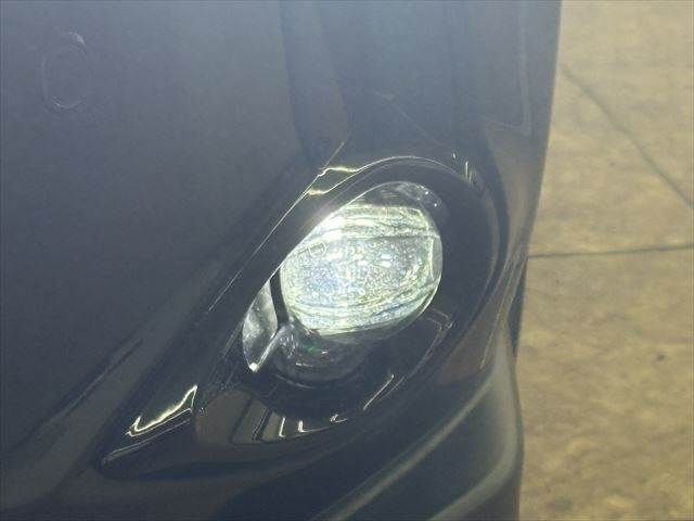 TOYOTA LEXUS UX300E 2021 Image 31