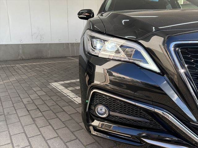 TOYOTA CROWN SEDAN HYBRID 2019 Image 31
