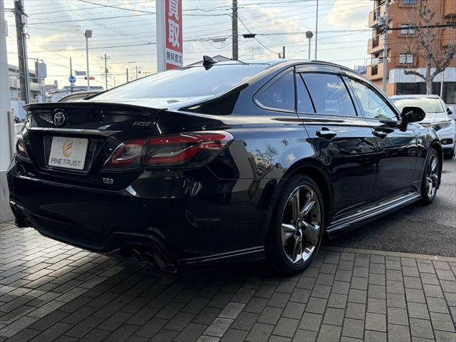 TOYOTA CROWN SEDAN HYBRID 2019 Image 31
