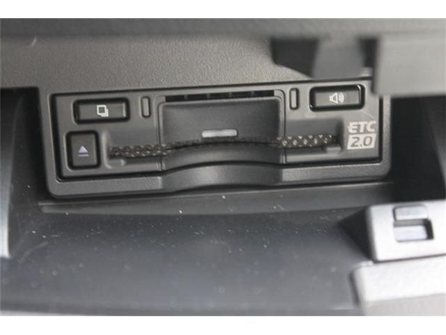 TOYOTA LEXUS ES300H 2022 Image 31