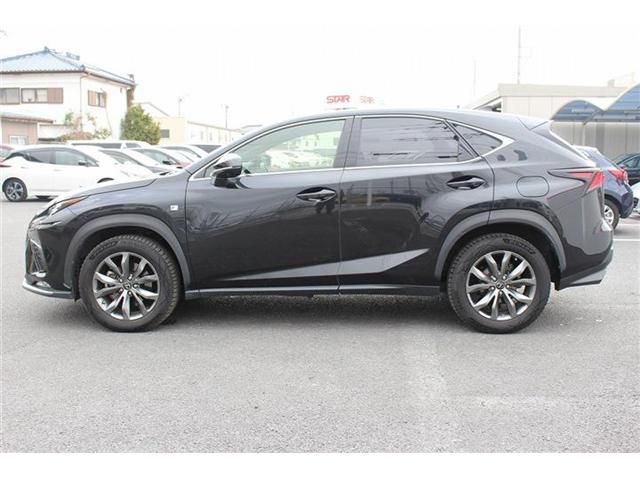 TOYOTA LEXUS NX300 2017 Image 31