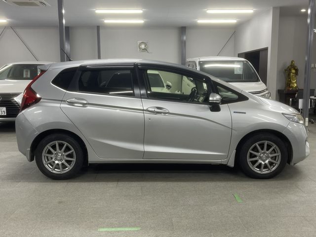 HONDA FIT HYBRID 2014 Image 31