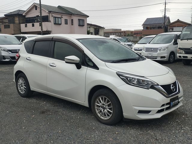 NISSAN NOTE 2017 Image 31