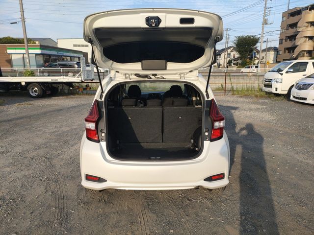 NISSAN NOTE 2017 Image 31