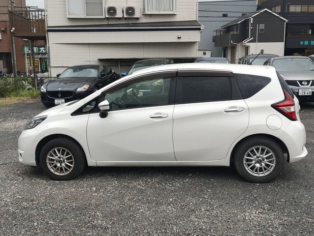 NISSAN NOTE 2017 Image 31