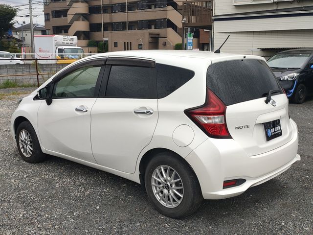NISSAN NOTE 2017 Image 31