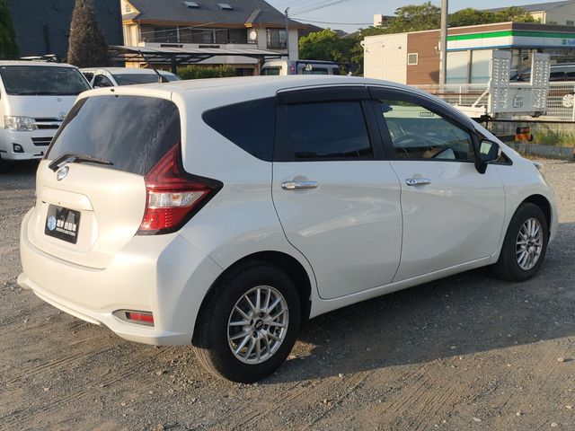 NISSAN NOTE 2017 Image 31