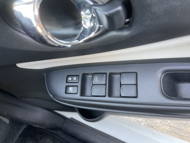 NISSAN NOTE 2017 Image 31