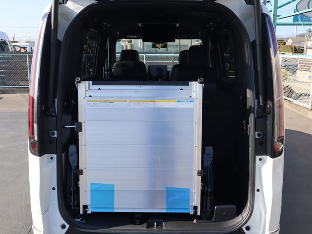 HONDA STEPWAGON SPADA 2025 Image 31