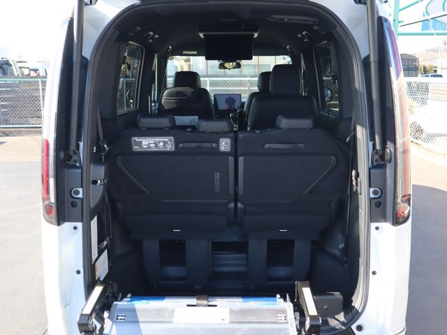 HONDA STEPWAGON SPADA 2025 Image 31