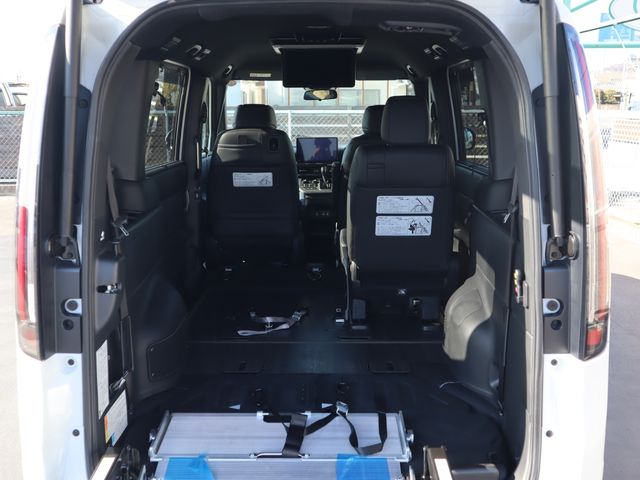 HONDA STEPWAGON SPADA 2025 Image 31