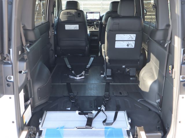 HONDA STEPWAGON SPADA 2025 Image 31