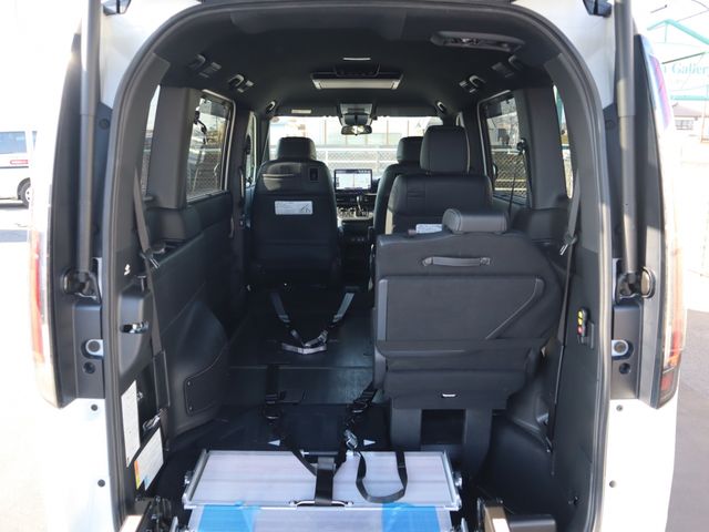 HONDA STEPWAGON SPADA 2025 Image 31