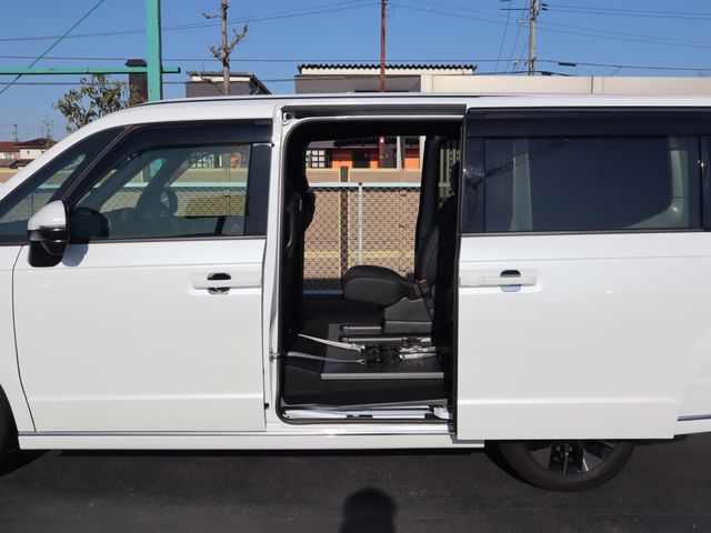 HONDA STEPWAGON SPADA 2025 Image 31