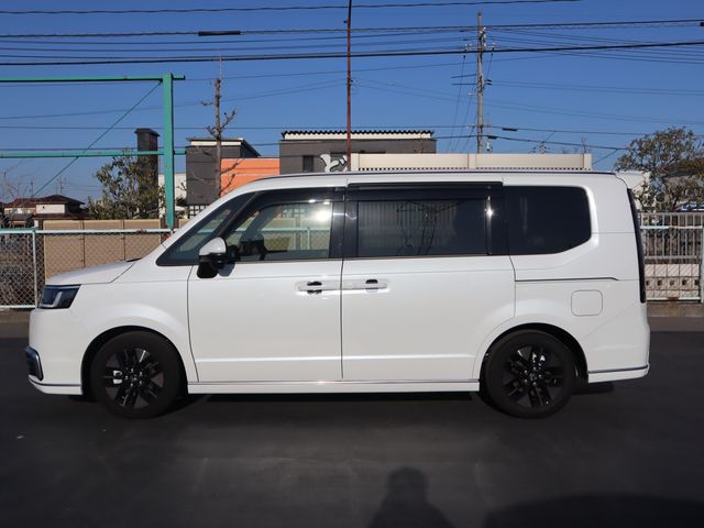 HONDA STEPWAGON SPADA 2025 Image 31