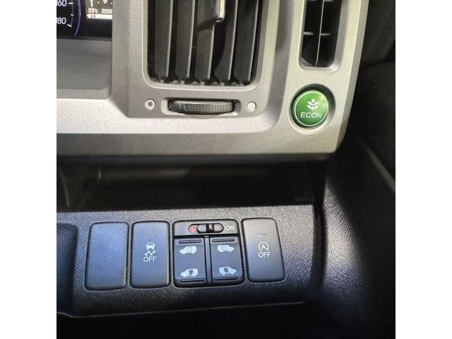 HONDA STEPWAGON SPADA 2014 Image 31