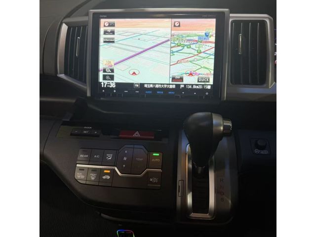 HONDA STEPWAGON SPADA 2014 Image 31