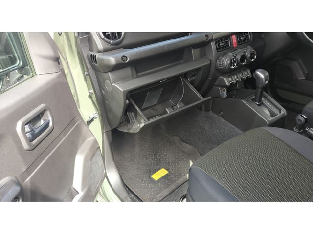 SUZUKI JIMNY 4WD 2021 Image 31
