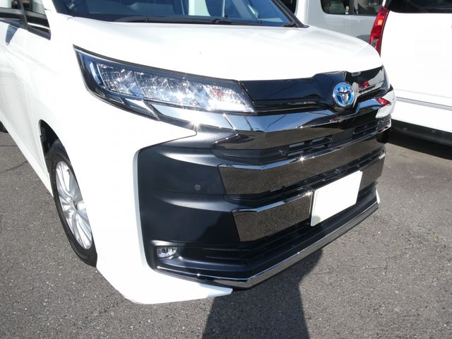 TOYOTA NOAH HYBRID 2022 Image 31