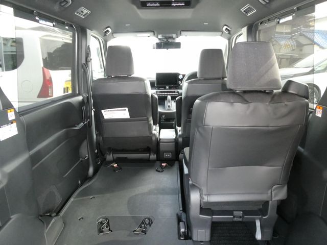 TOYOTA NOAH HYBRID 2022 Image 31