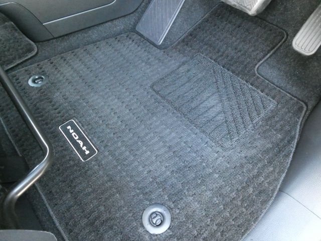 TOYOTA NOAH HYBRID 2022 Image 31