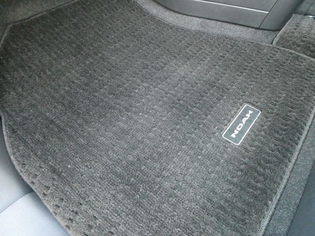 TOYOTA NOAH HYBRID 2022 Image 31