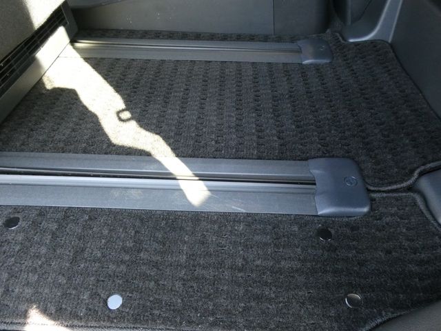 TOYOTA NOAH HYBRID 2022 Image 31