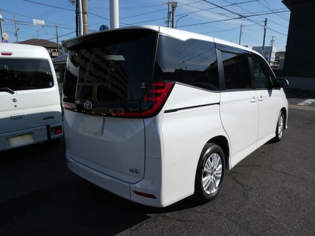 TOYOTA NOAH HYBRID 2022 Image 31