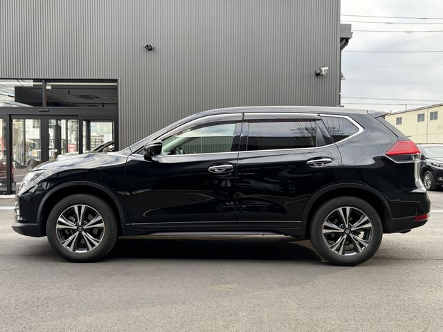 NISSAN X-TRAIL 2WD 2017 Image 31