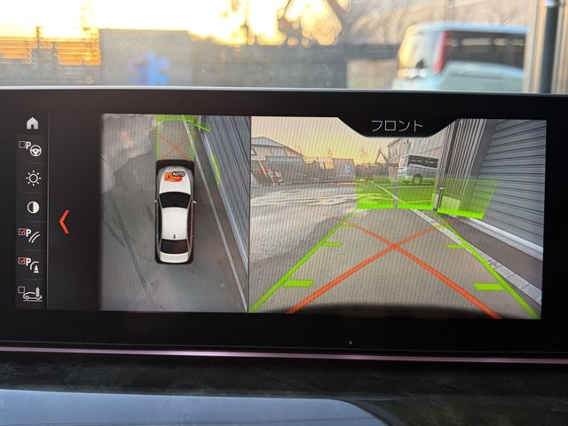 BMW 5SERIES SEDAN 2018 Image 31