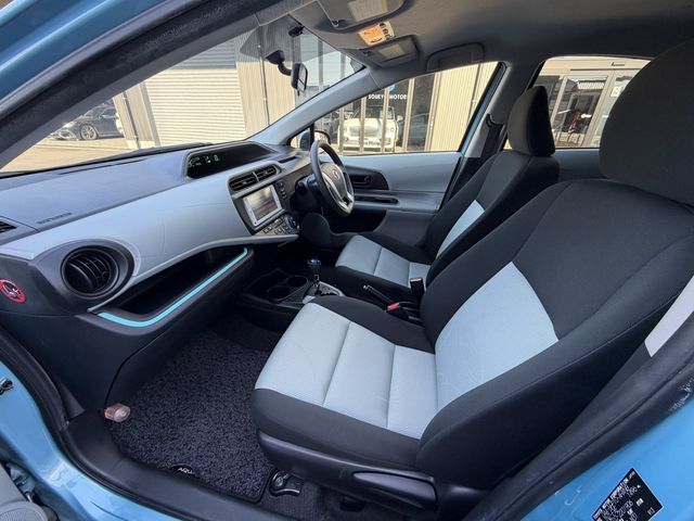 TOYOTA AQUA 2013 Image 31