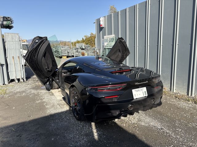 MASERATI MC20 2023 Image 31