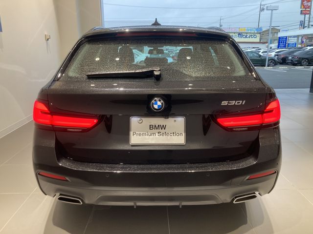 BMW 5SERIES TOURING 2024 Image 31