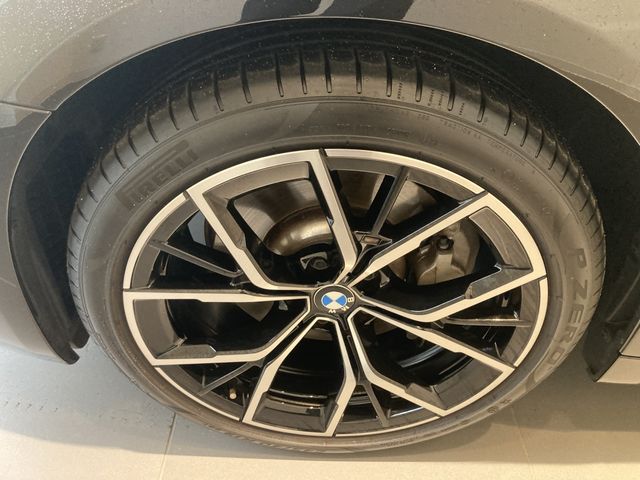 BMW 5SERIES TOURING 2024 Image 31