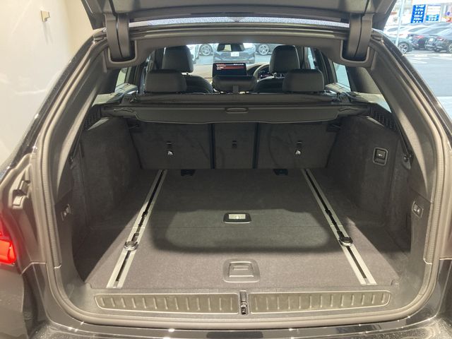 BMW 5SERIES TOURING 2024 Image 31