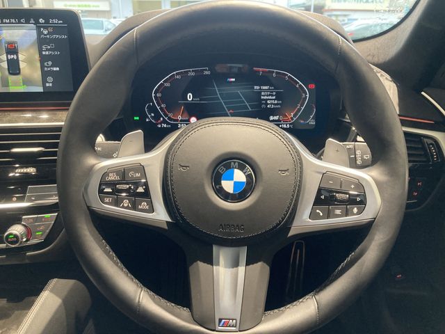 BMW 5SERIES TOURING 2024 Image 31