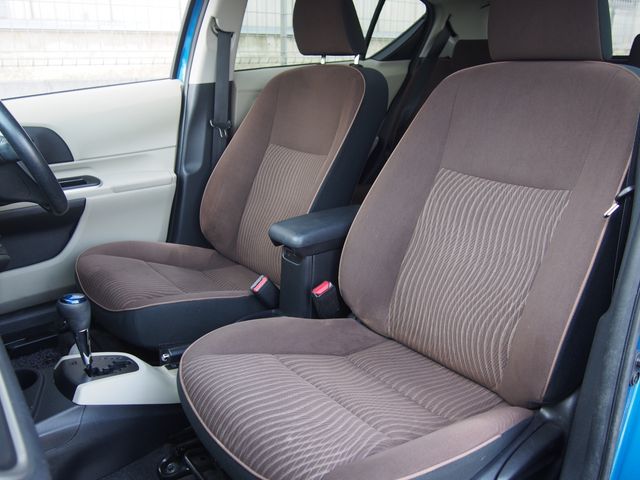 TOYOTA AQUA 2014 Image 31