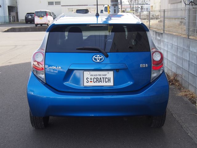 TOYOTA AQUA 2014 Image 31