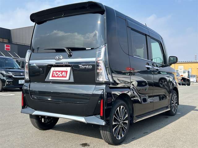 DAIHATSU TANTO CUSTOM 4WD 2022 Image 31