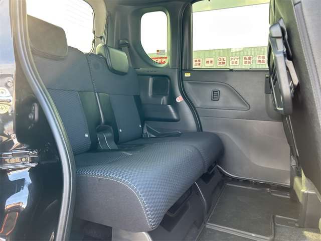 DAIHATSU TANTO CUSTOM 4WD 2022 Image 31