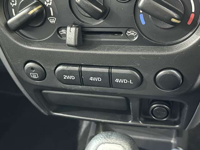 SUZUKI JIMNY 4WD 2008 Image 31